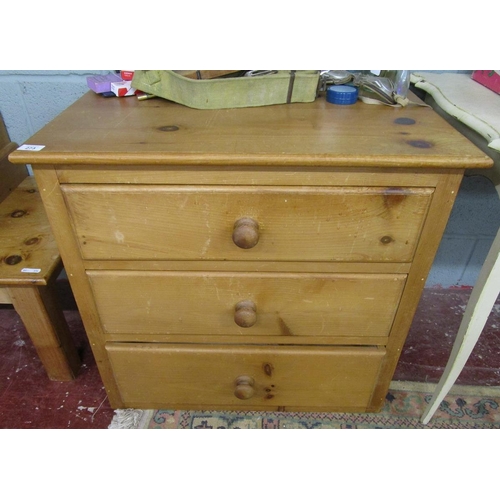 273 - Pine chest of drawers