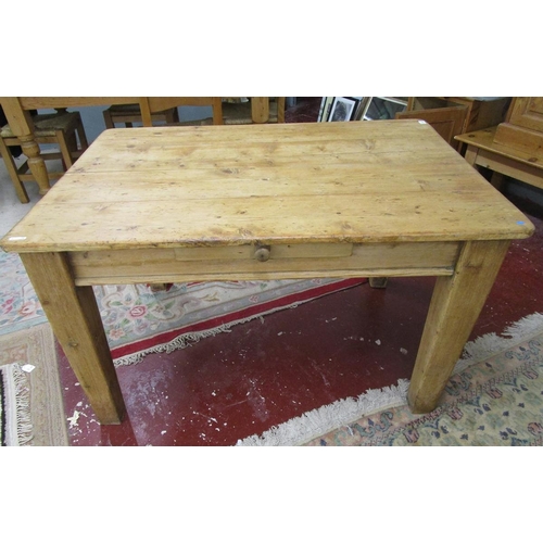 274 - Pine farmhouse table - Approx size: L: 122cm W: 86cm H: 72cm