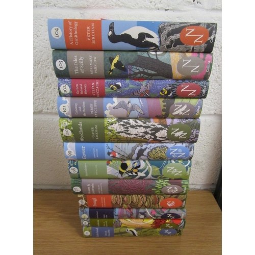 305 - New Naturalist hardback books - Volumes 92, 94, 95, 96, 97, 98, 99, 100, 101, 102, 103 & 104