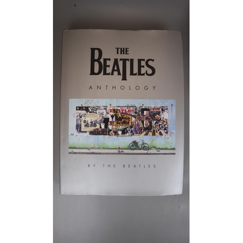 165 - Beatles Anthology book, Anthology music book, 7 12