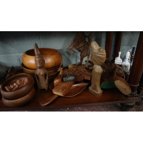 175 - Collection of wood & treen