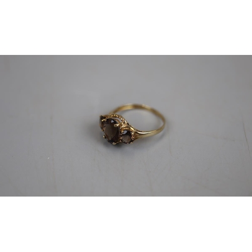 26 - Gold 3 stone topaz ring - Approx size: P