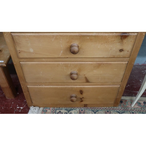 273 - Pine chest of drawers