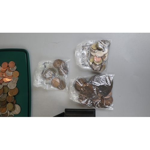 76 - Collection of coins