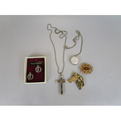 65 - Collection of jewellery to include a crucifix