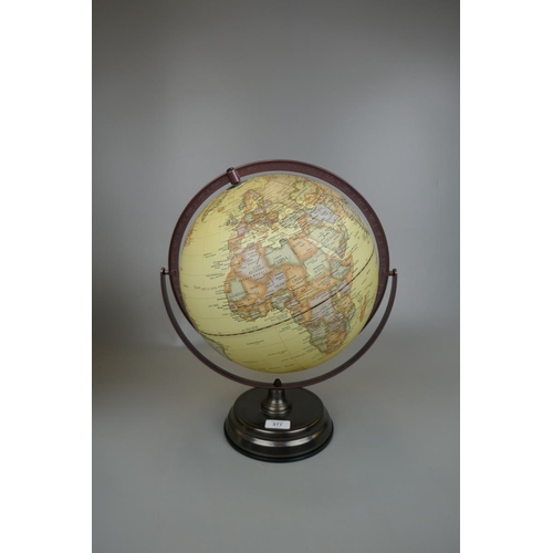 377 - 2 globes