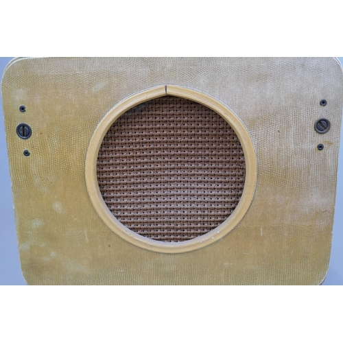 386 - Everready sky queen vintage radio