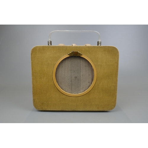 386 - Everready sky queen vintage radio