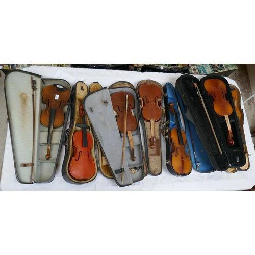 400 - Collection of violins A/F