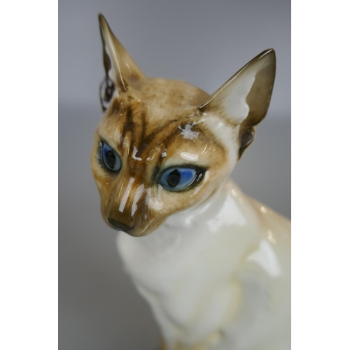 159 - Hutschenreuther Germany porcelain model of a Siamese cat - Approx height: 19.5cm