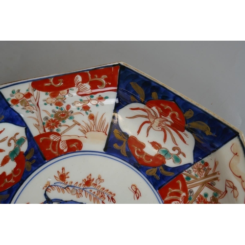 165 - Early Imari plate