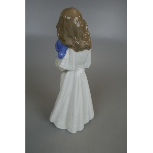 209 - 3 figurines to include a Royal Worcester Queen Elizabeth II and Lladro Nao