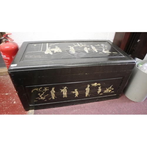 345 - Camphor wood mother-of-pearl inlaid black lacquer box - Approx size W: 102cm D: 52cm H: 50cm