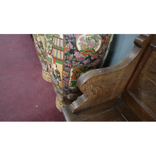 361 - Carved oak pew - Approx length: 89cm