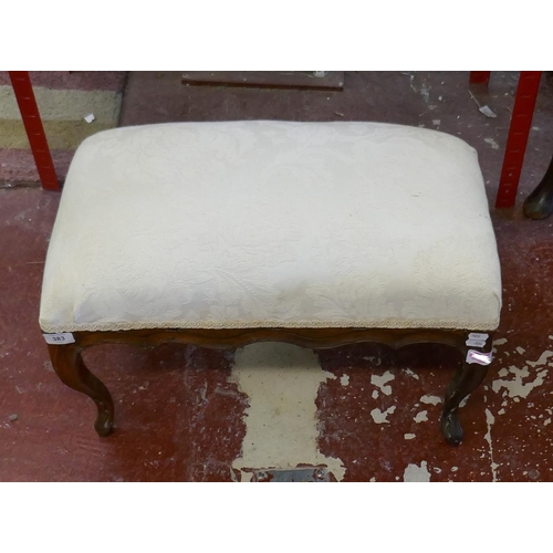 383 - Cabriole leg stool