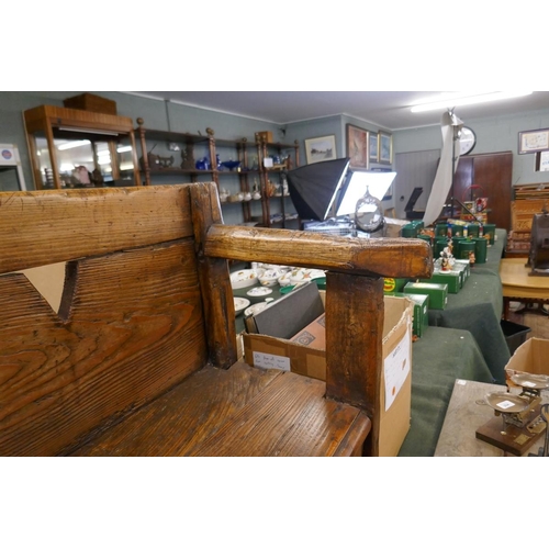 196 - Early elm child's bench - Approx. length 120cm