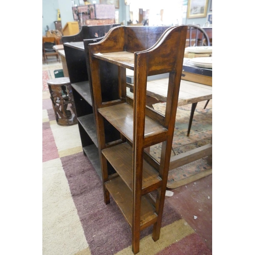 224 - Oak Arts & Crafts bookshelves