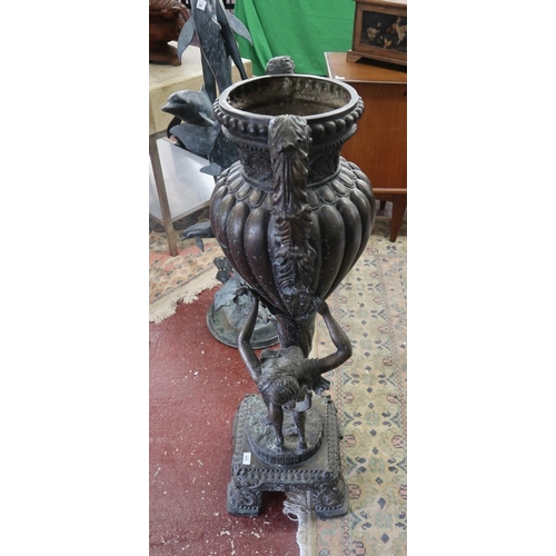 279 - Fine large antique bronze floor standing figure urn - Approx height: 118cm