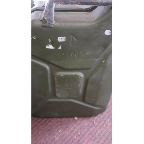 306 - Jerry can