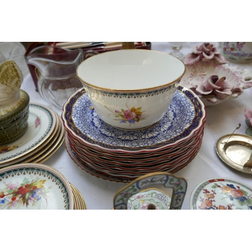 367 - Collectables to include antique china