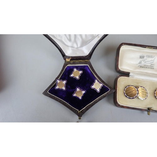 59 - Collection of gold and silver cufflinks