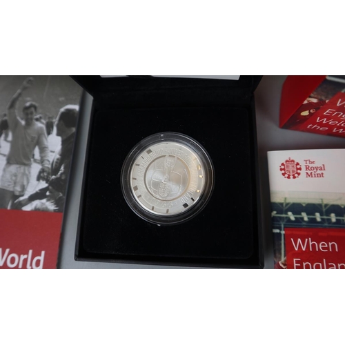 85 - 50th anniversary 1966 Fifa World Cup (2016) Alderney £5 silver proof coin with ephemera