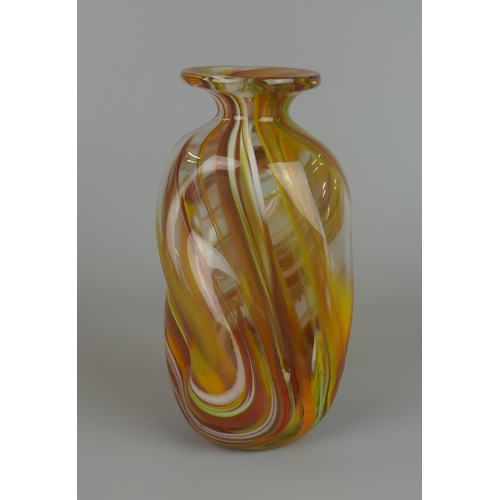 193 - Medina glass vase