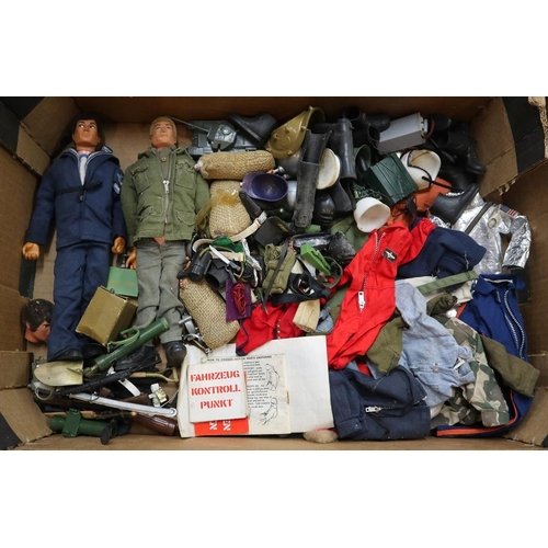 281 - Collection of action man and acsessories