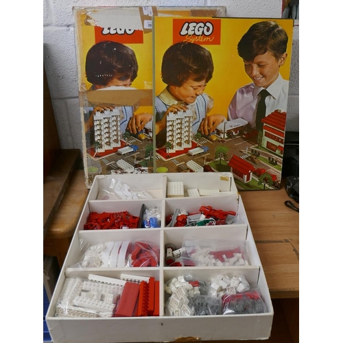 363 - Lego 810 - 4 Box set: 1960's Town Plan set