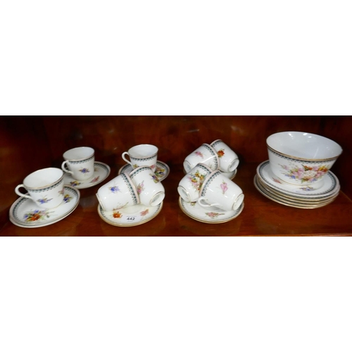 442 - Tea set