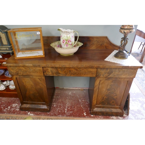 443 - Mahogany serving table with cellarette - Approx size W: 168cm D: 61cm H: 107cm