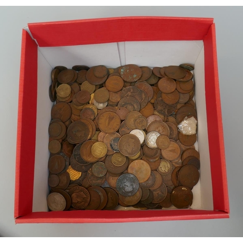 121 - Collection of coins