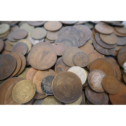 121 - Collection of coins