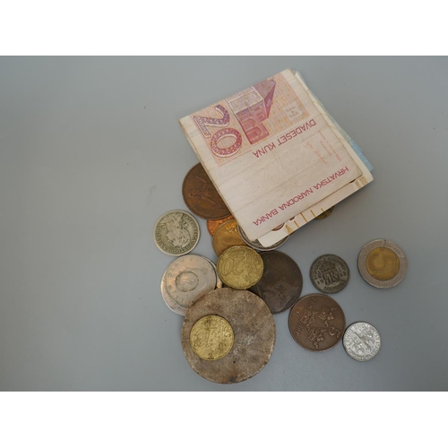 123 - Various coins and banknotes