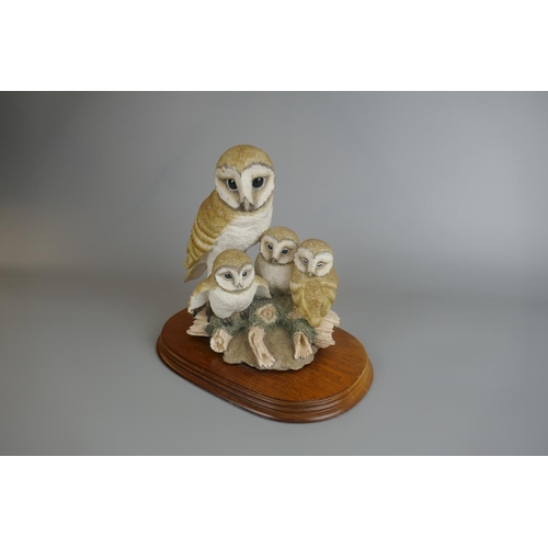 176 - Collection of bird figurines etc