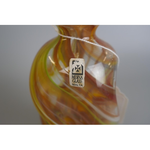 193 - Medina glass vase