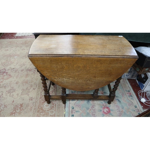 256 - Oak gateleg table together with small oak sideboard