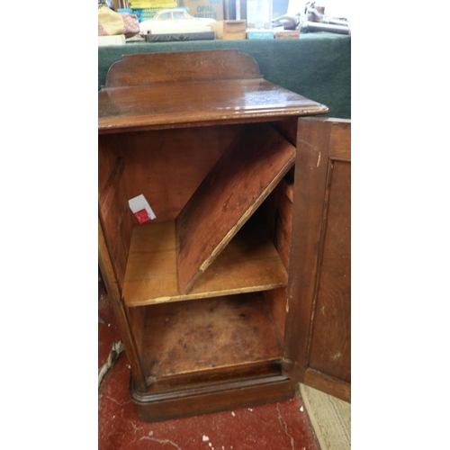 265 - Victorian walnut bedside cabinet