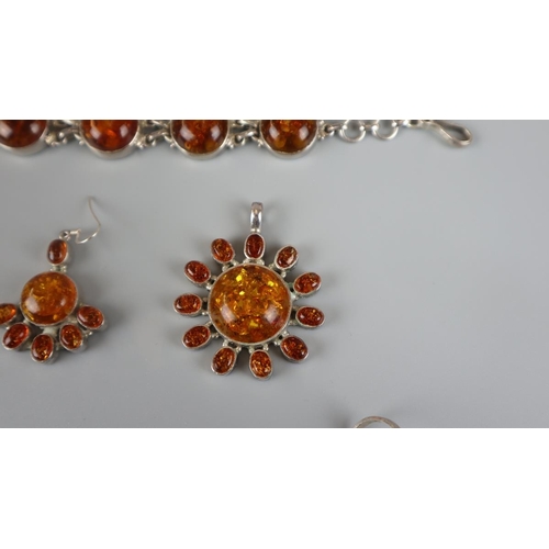 93 - Collection of silver and amber jewellery