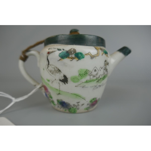 197 - Small Oriental tea pot 