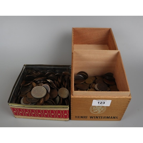 123 - Collection of coins