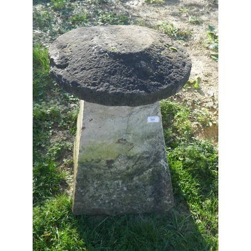 560 - Staddle stone