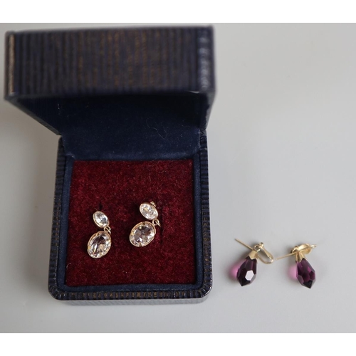 76 - 2 pairs of gold stone set earrings