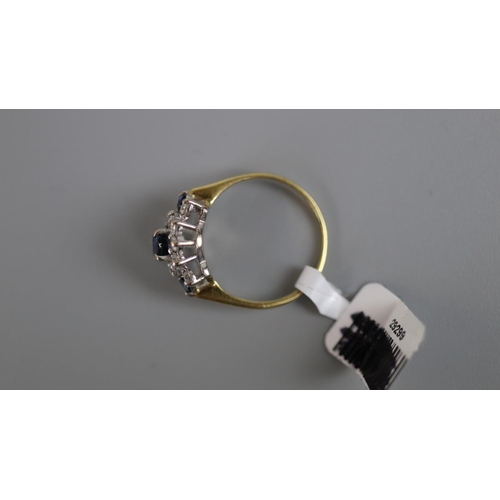 40 - 18ct gold sapphire & diamond set ring - Approx size: J½