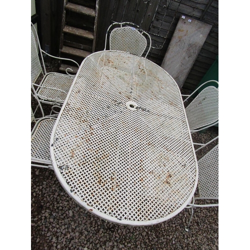 537 - Metal garden table & 5 matching chairs