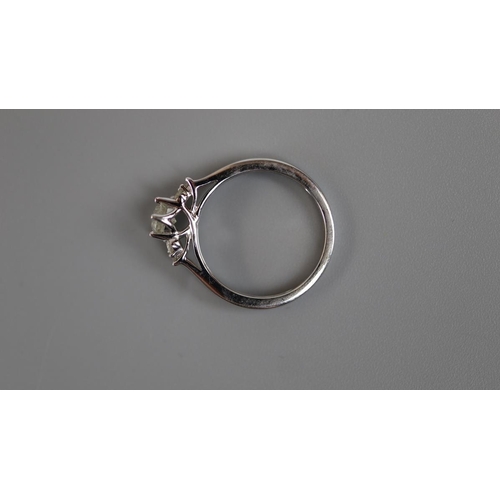 59 - White gold diamond set ring - Approx size: K