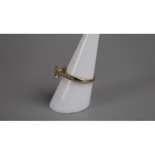 67 - Gold princess cut diamond set ring - Approx size: N½