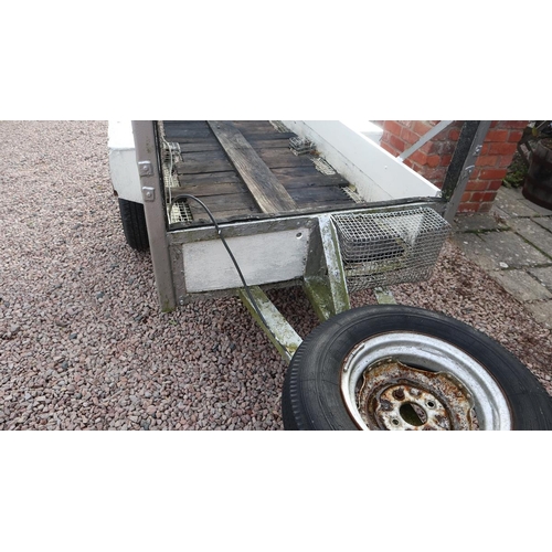 535 - Large trailer built for kayaks