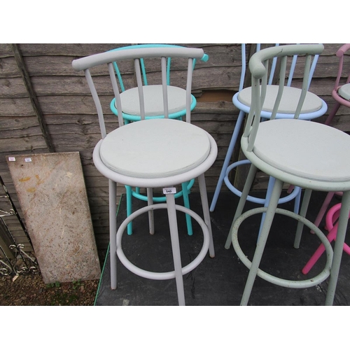 540 - 6 bar stools