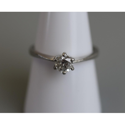 119 - Platinum diamond solitaire ring - Size P